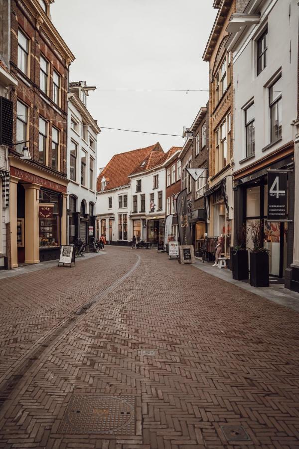 Отель Broederenklooster Зютфен Экстерьер фото