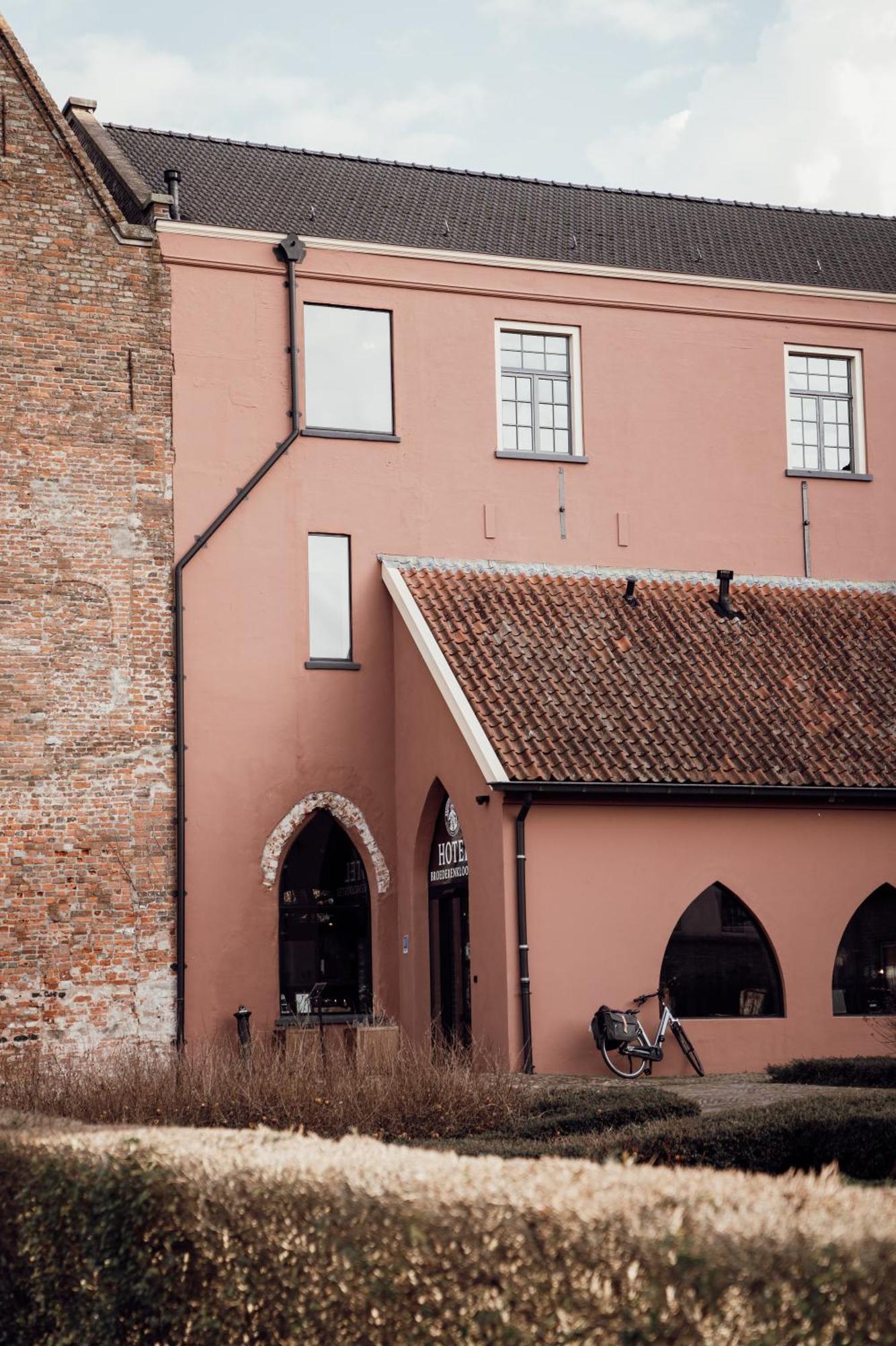 Отель Broederenklooster Зютфен Экстерьер фото
