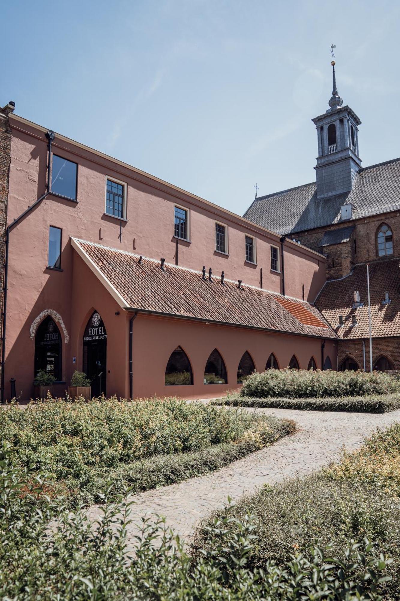 Отель Broederenklooster Зютфен Экстерьер фото